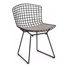 Cadeira Bertoia Preta Com Assento Bege Cor Bege