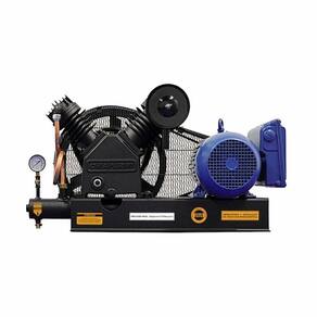 Compressor De Ar Alta Pressão Sobre Base 5Hp 220/440V 013522