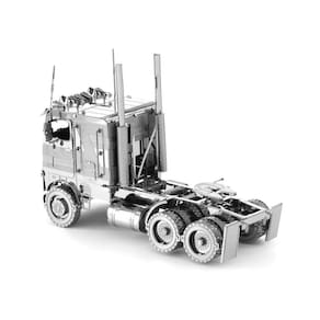 Miniatura de Montar Metal Earth Caminhão Freightliner MMS145