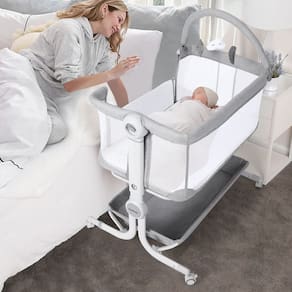 Berço de cabeceira Cowiewie Baby com armazenamento e brinquedos +0m