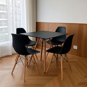 Conjunto Mesa De Jantar Eiffel Quadrado Eiffel 90cm Preta Com 4 Cadeiras Charles Eames Preta.