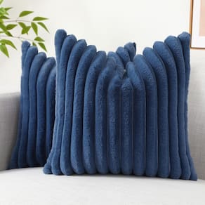 Capas de almofada DecoruHome Faux Fur 22x22 cm azuis, conjunto de 2