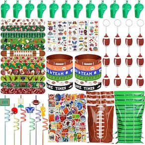 Conjunto de lembrancinhas de festa, futebol, 134 peças, pulseira, apito, chaveiro