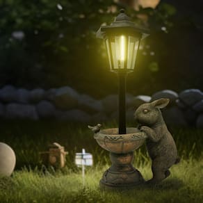 Estátua de jardim Vasesun Rabbit com lanterna solar de 40 cm de resina de bronze