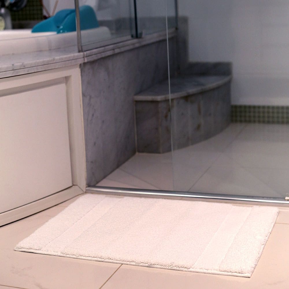 Tapete de Banheiro Microfibra Base Latex Antiderrapante Vizapi Orlando 50x70cm Branco