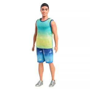 Boneco Ken Fashionista Moreno com Bermuda Jeans e Regata Verde com Amarelo 236 DWK44 HYV00 - Mattel