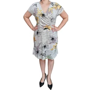 Vestido R&C Estampado Transpassado Plus Size