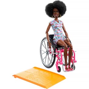 Boneca Barbie Fashionista 195 Cadeira de Rodas Roxa Negra HJT14 - Mattel