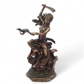 Estátua Iansã Oya Orixá Guerreira da Tempestade 24 cm