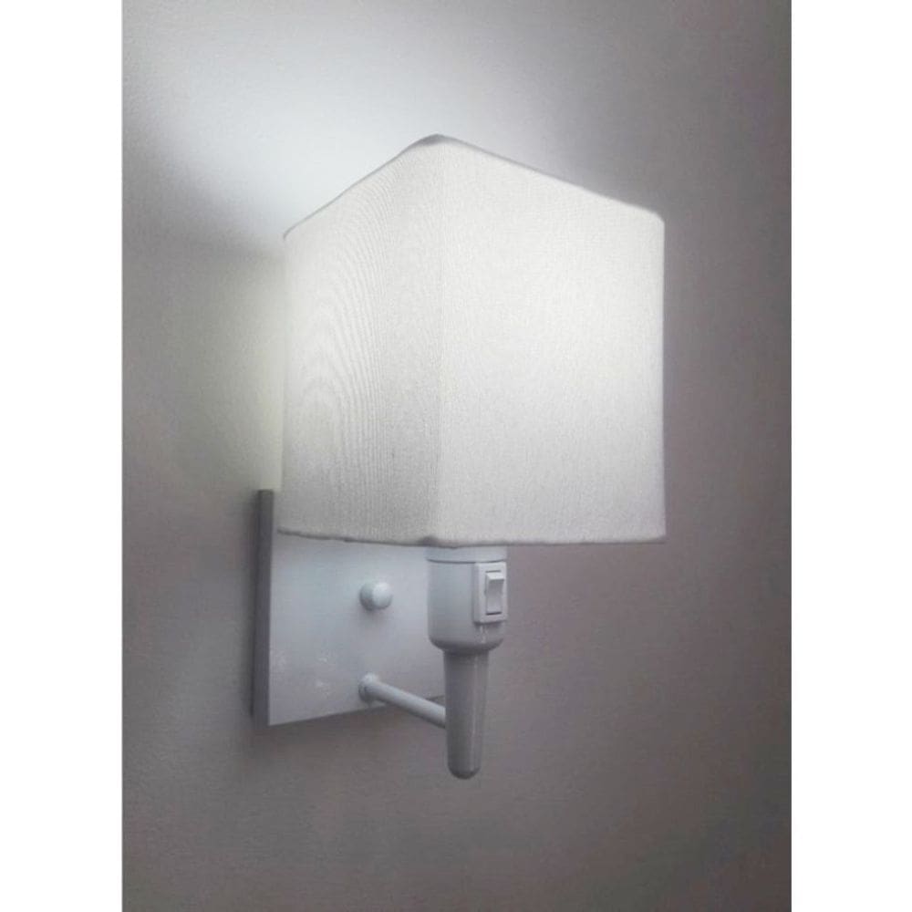 Arandela Quadrada Vivare Md-2019 Base Alumínio Branco Com Interruptor Cúpula em Tecido - Bivolt