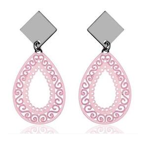 Brinco De Gota Banho Rosa Pink Ródio Negro Arabesco Bordado