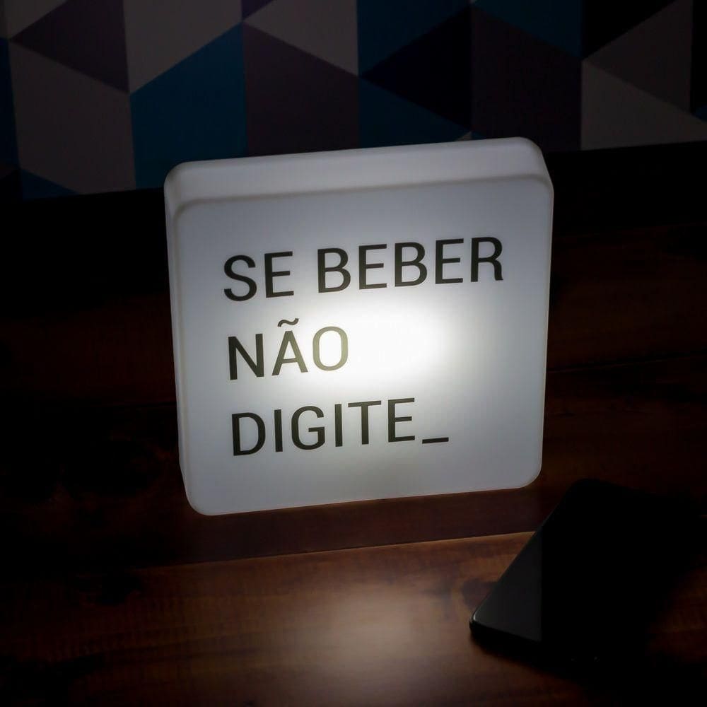 Iluminação Elegante: Luminária Slim Box Para Ambientes Modernos E Seguros