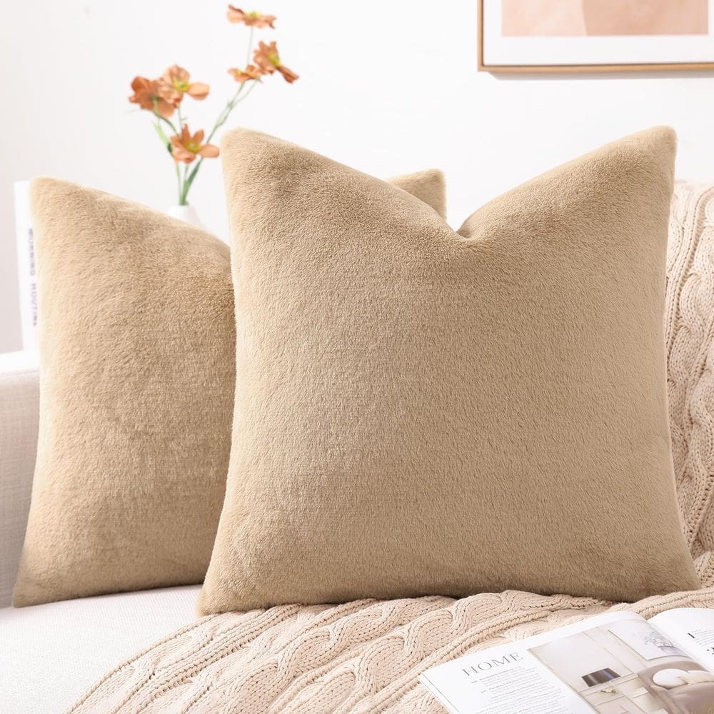 Capas de almofada Pallene Faux Fur Plush 50,8 x 50,8 cm cáqui