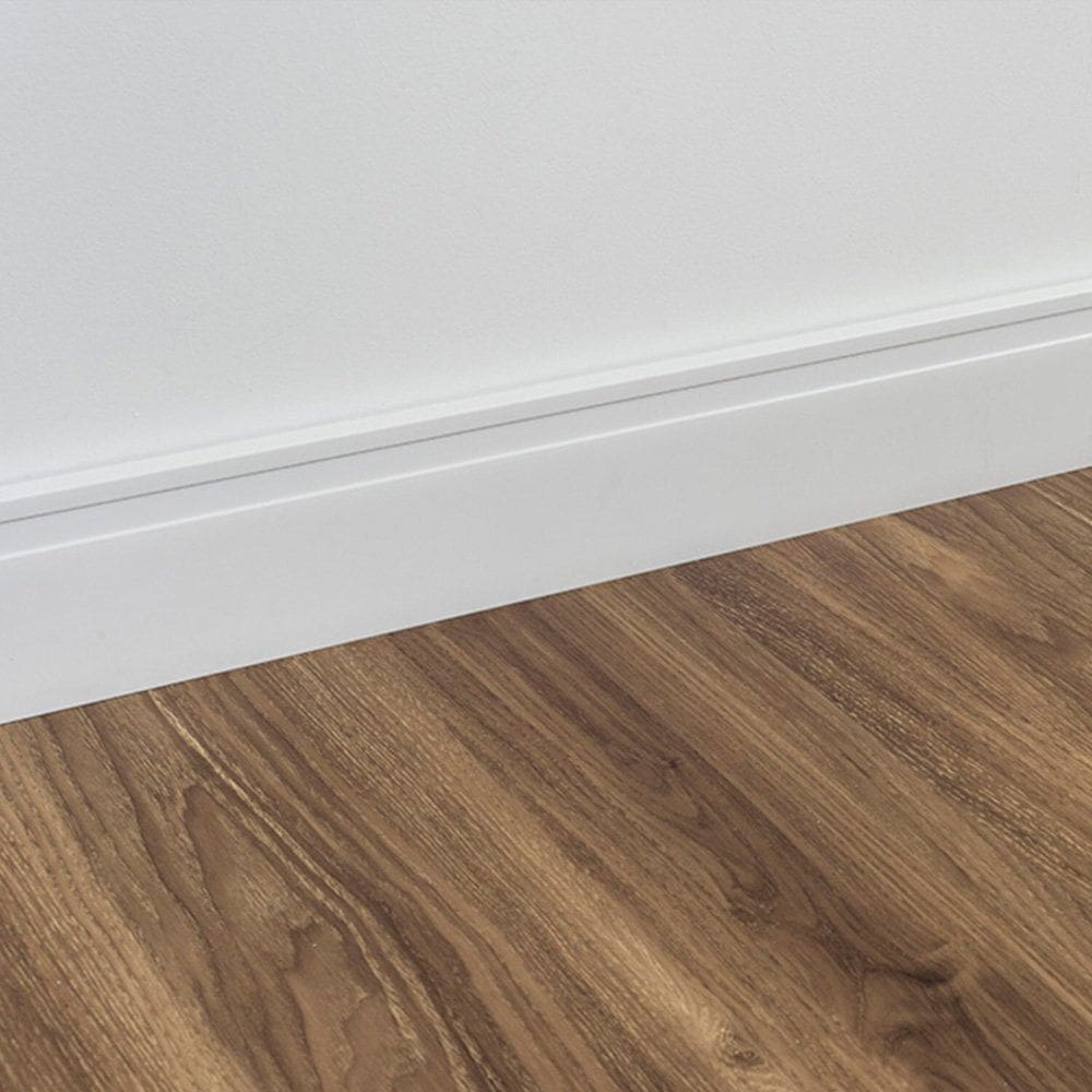 Kit Rodapé Poliestireno Frisado 8 Barras 15cm X 240cm Rende 19,20 Metros Eco Premium Ecomex - caixa com 8 Unidade - Branco