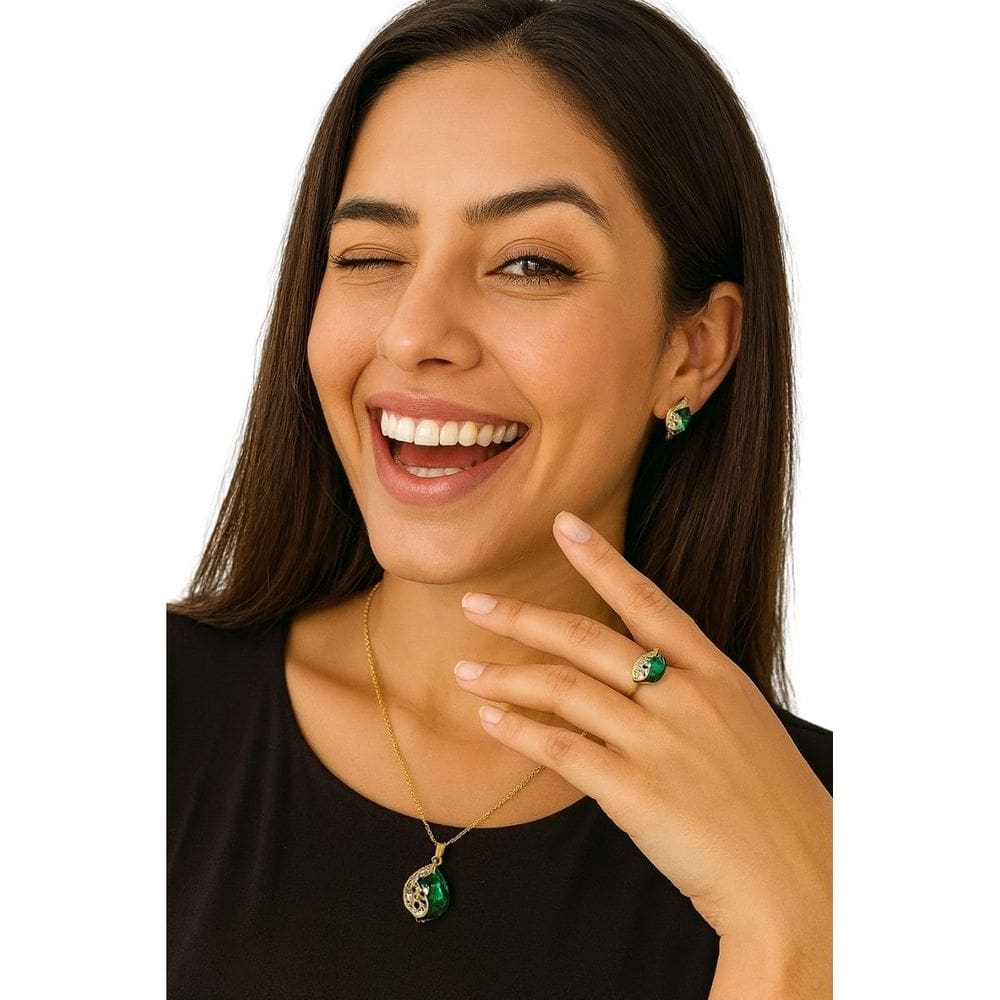 Kit Joias Femininas Gota Verde Colar Brinco Anel Luxo Strass