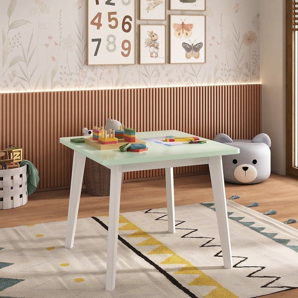 Mesa Infantil em Madeira Maciça 60cm X 48cm Sofia
