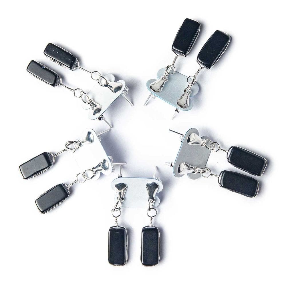 05 Brinco Pedra Obsidiana Negra Retângulo Ranhurado Prateado