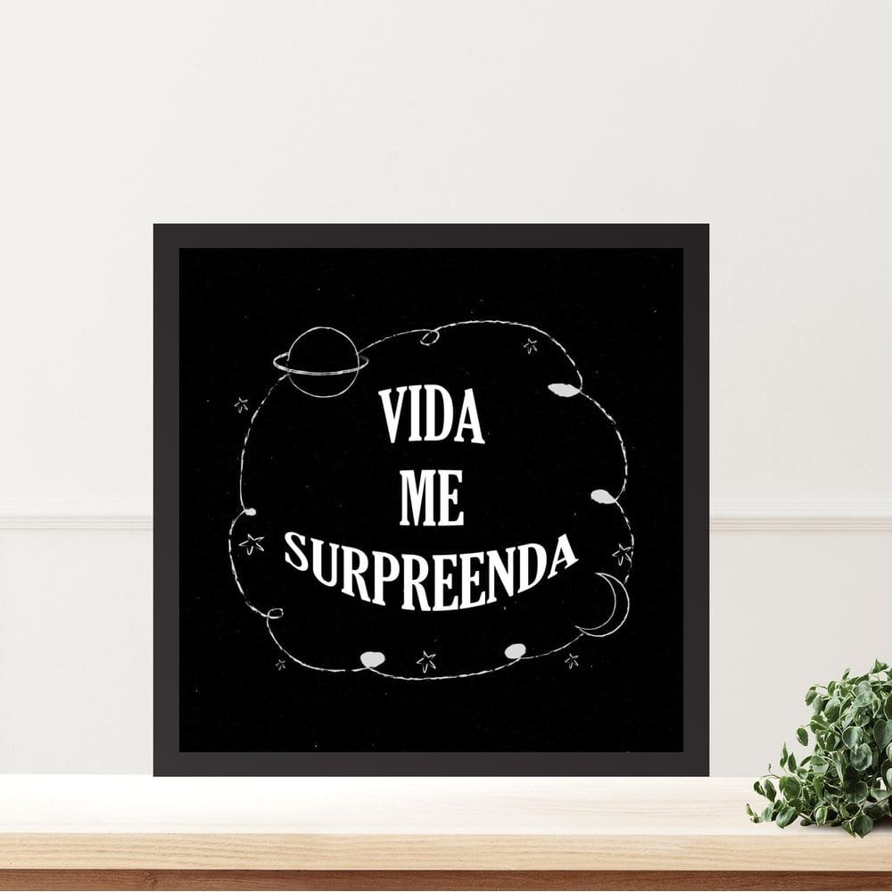 Quadro Lei Atração Vida Me Surpreenda - 33X33Cm