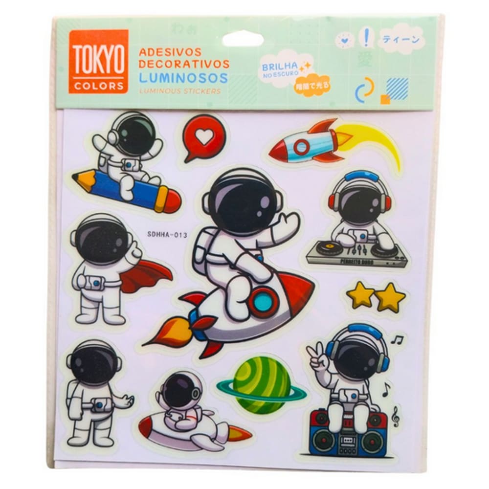Adesivo Decorativo Luminoso Que Brilha No Escuro Astronauta Colorido