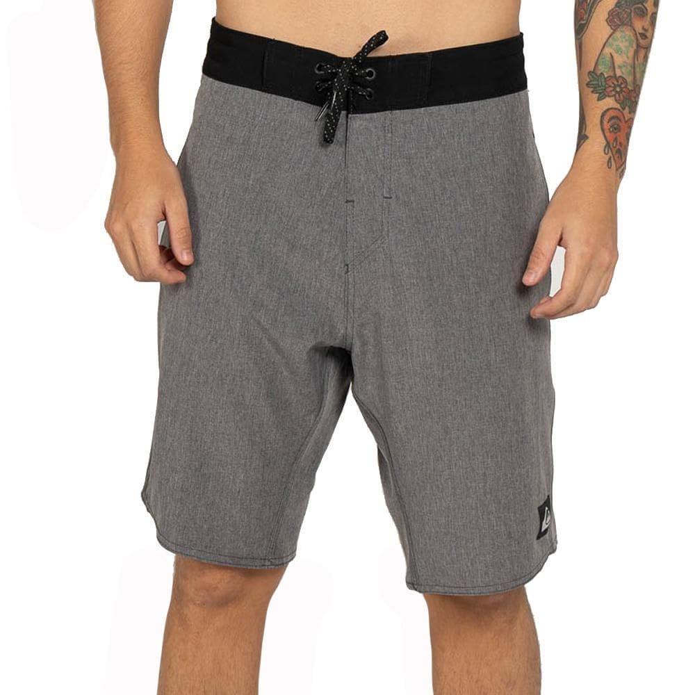 Bermuda Quiksilver Street Trunk Heather 20” WT25 Cinza