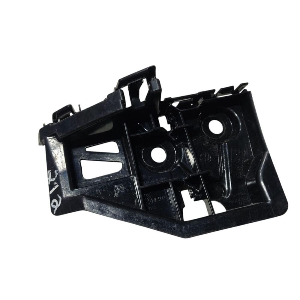 Guia Parachoque Traseiro Esquerdo Tiguan R Line 2018