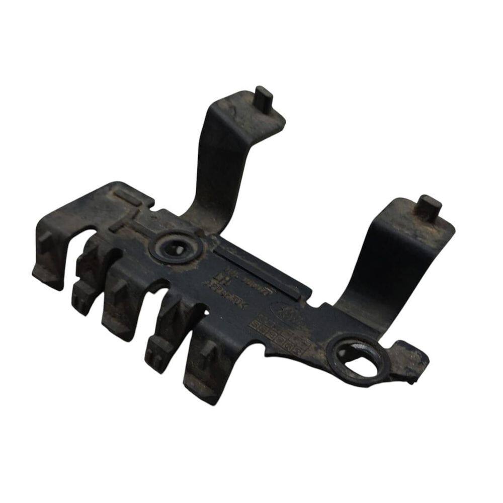 Guia Suporte Parachoque Traseiro Esquerdo Discovery 4 2013