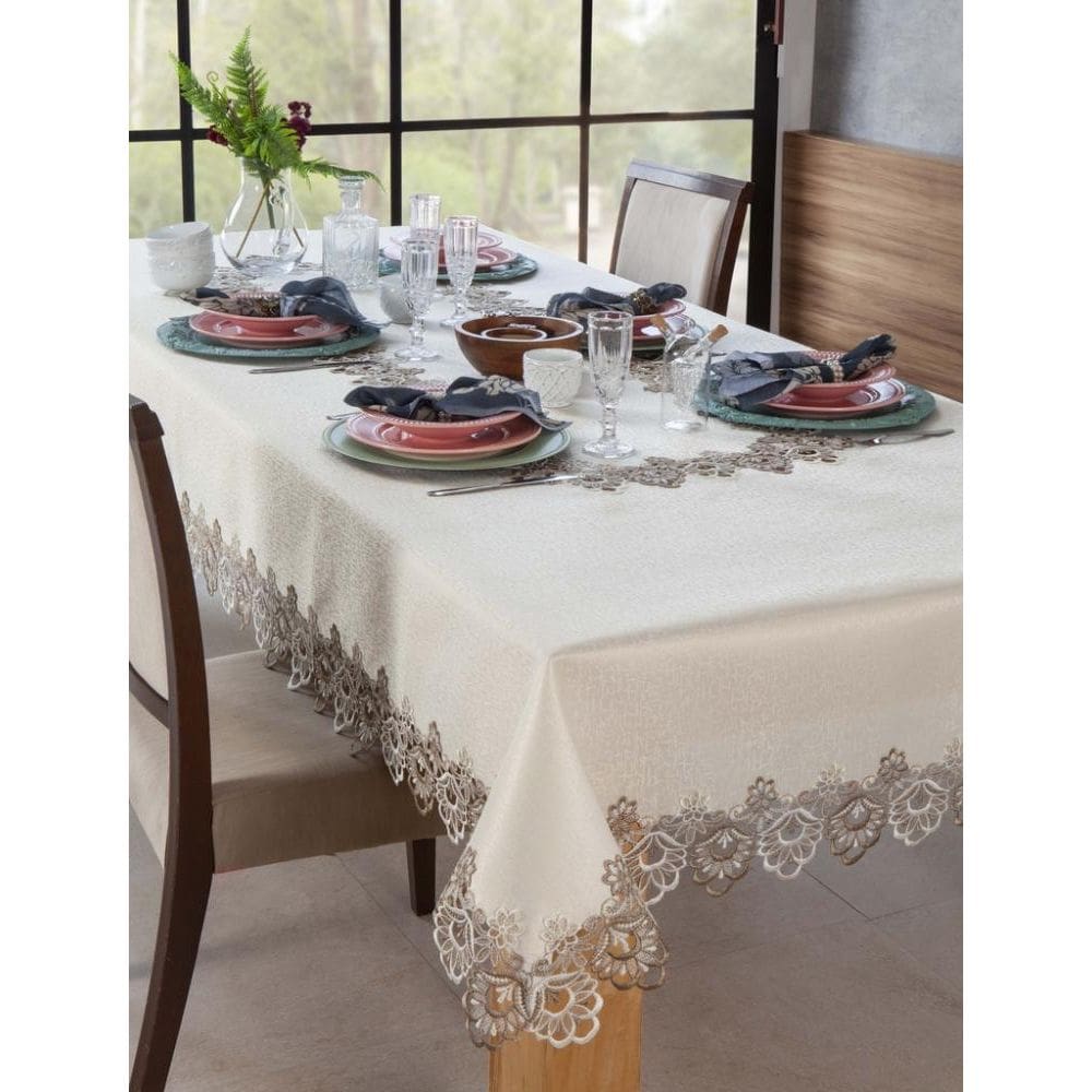 Toalha De Mesa Rendada Veneza 160X300 Cm 10 Lugares