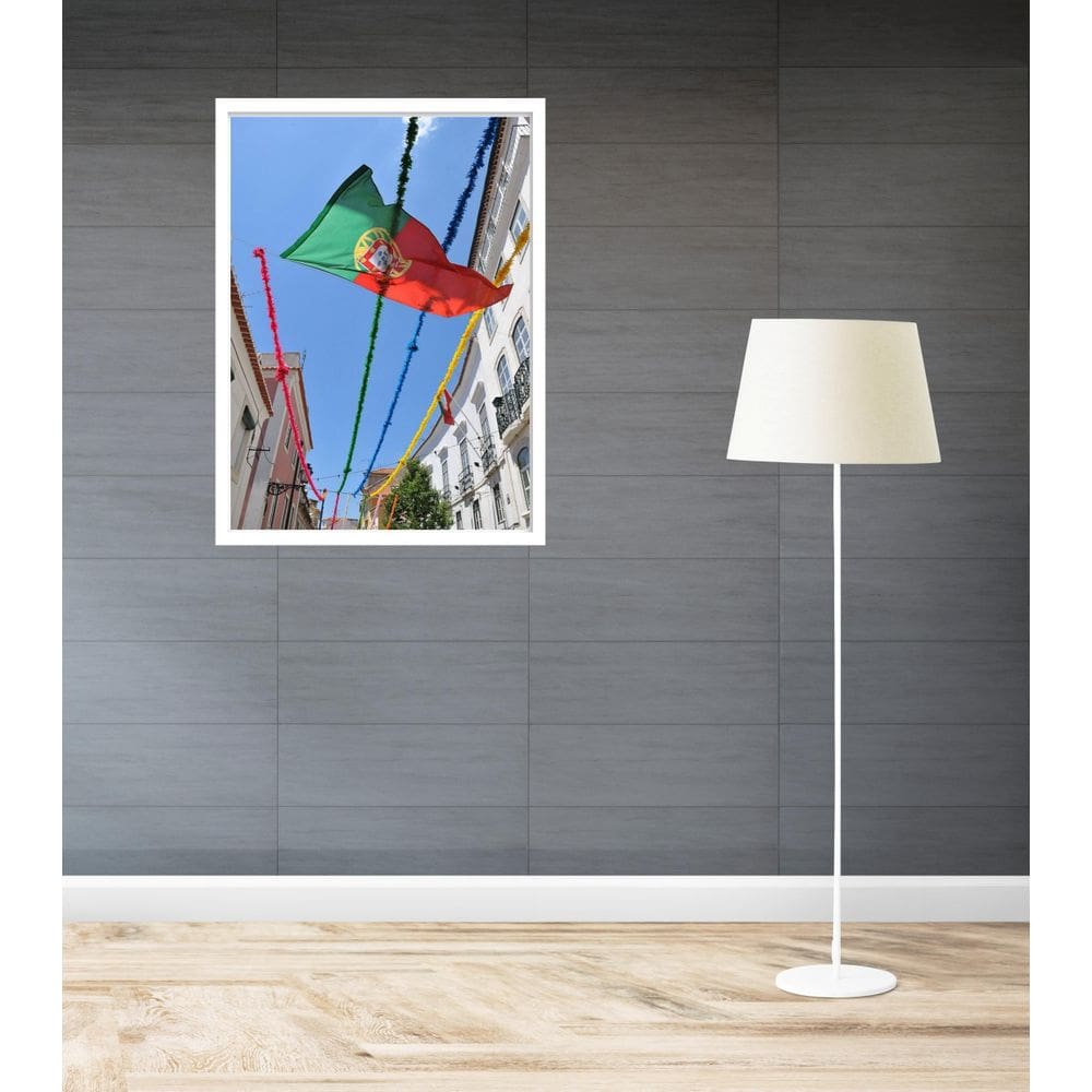 Quadro Decorativo Portugal Bandeira Céu - 70X50Cm