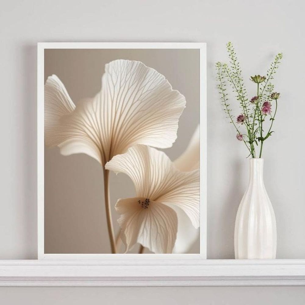 Quadro Decorativo Flores Sofisticadas Branco E Bege 33X24Cm