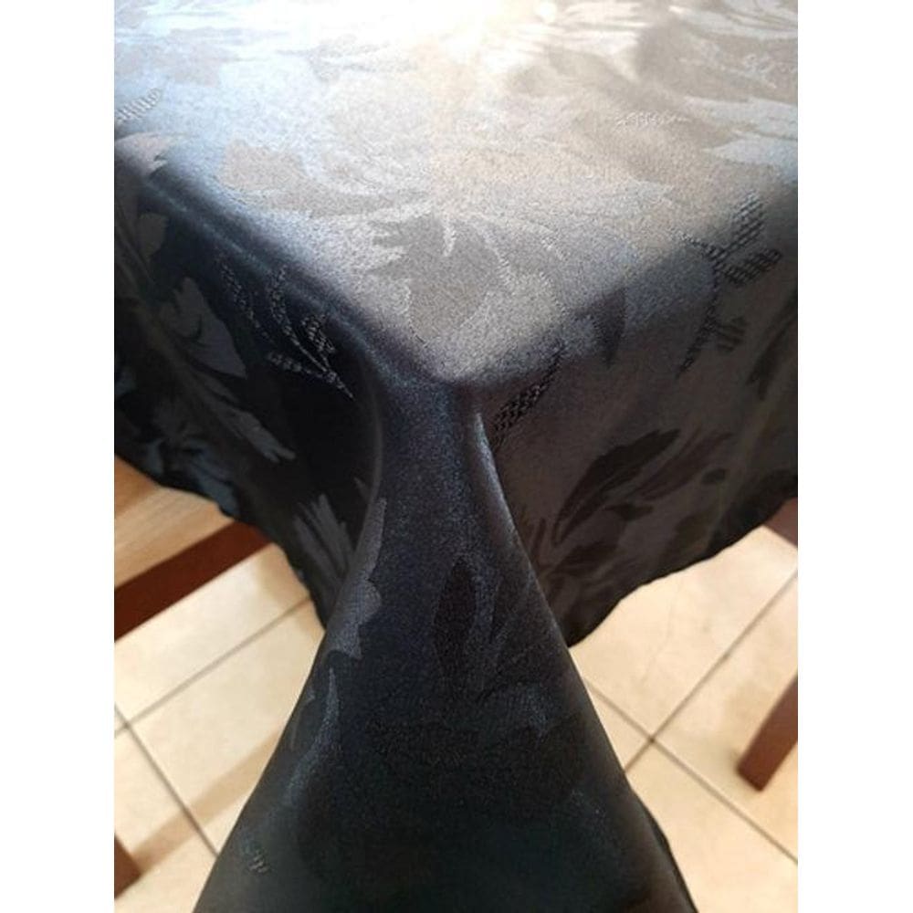 Toalha Para Mesa Retangular Tecido Jacquard Preto 1,40X2,50