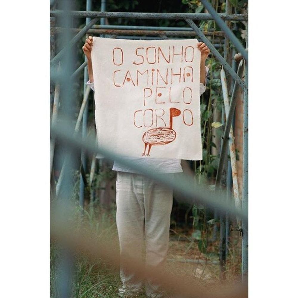 O Sonho Caminha Pelo Corpo