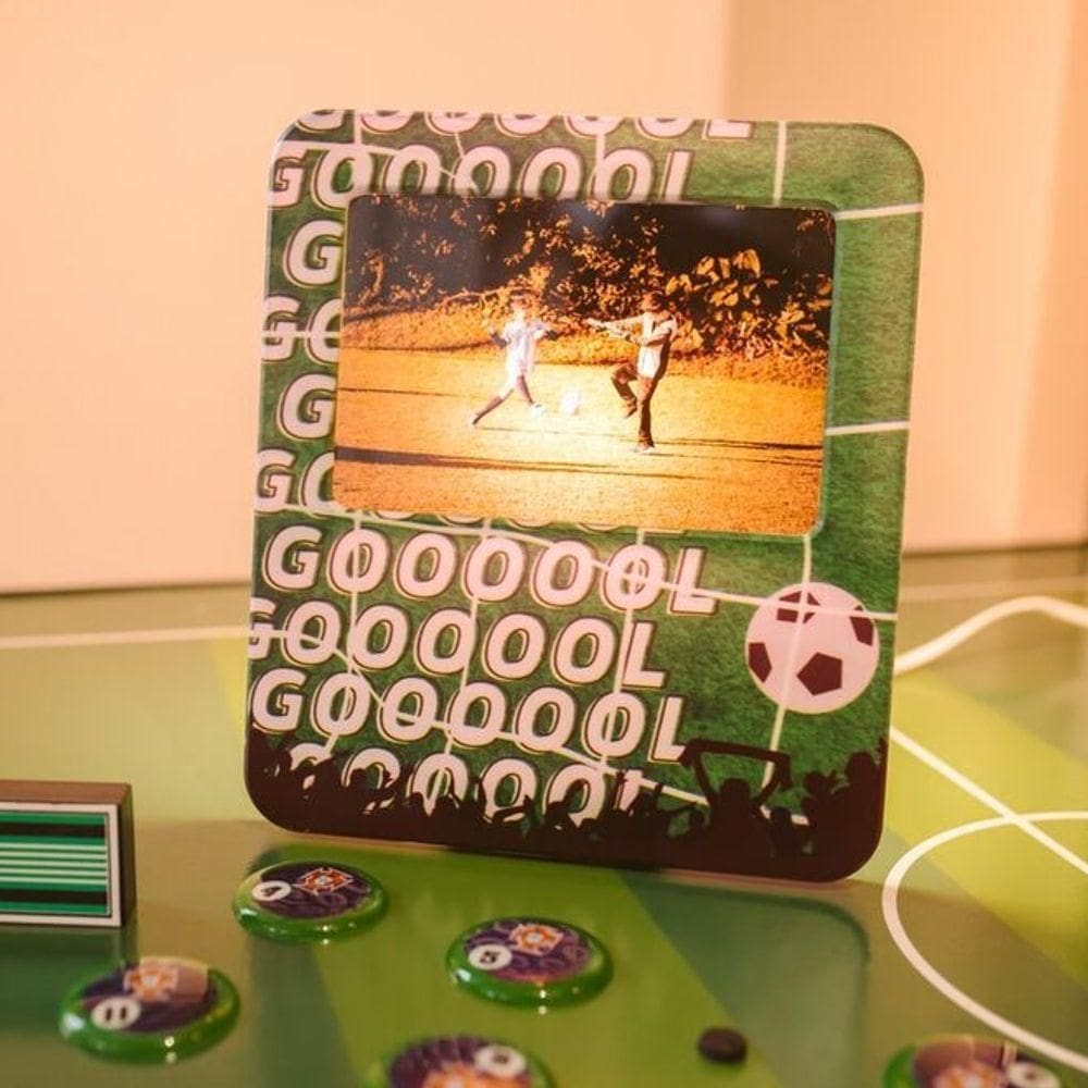 Luminária Fotográfica Bivolt 10x15 Futebol: Estilo E Memórias Em Iluminação Decorativa