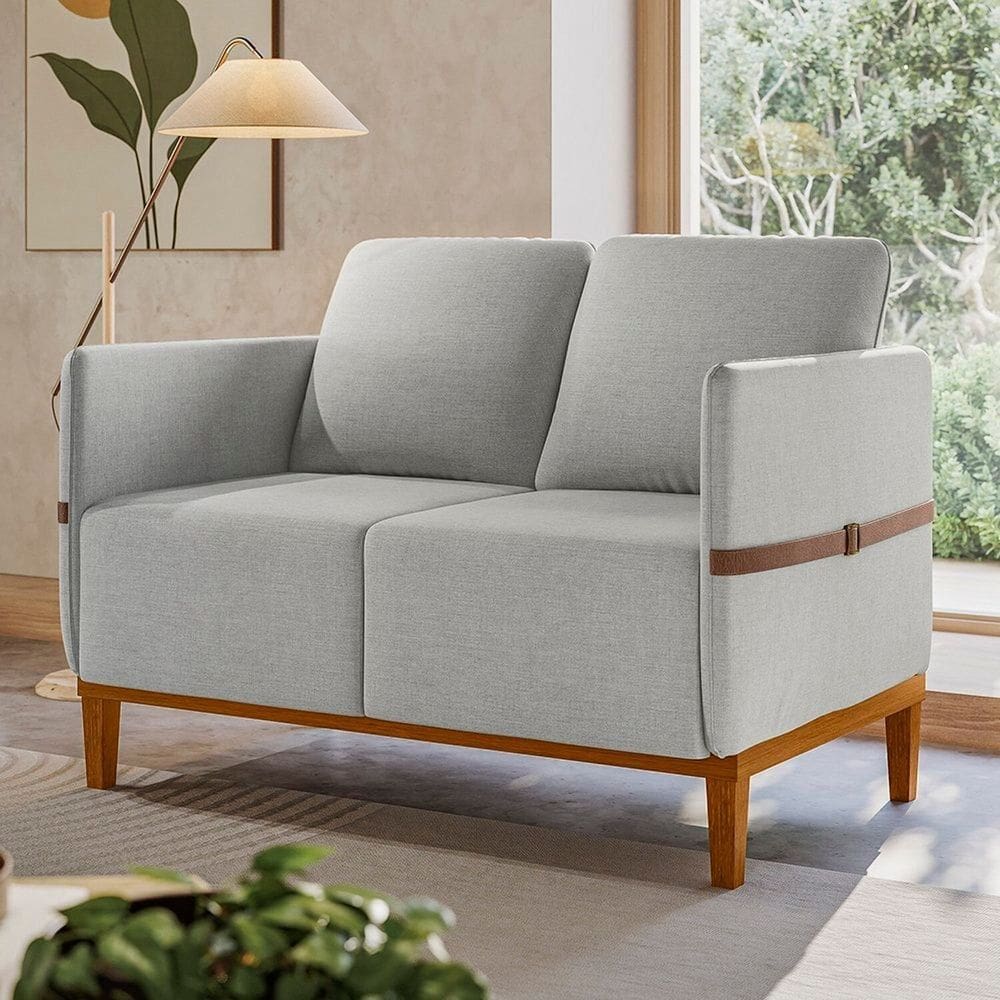 Sofá Living 2 Lugares com Pés em Madeira Maciça 129cm Estelí Espresso Móveis Linho Cinza Claro/Sintético Caramelo