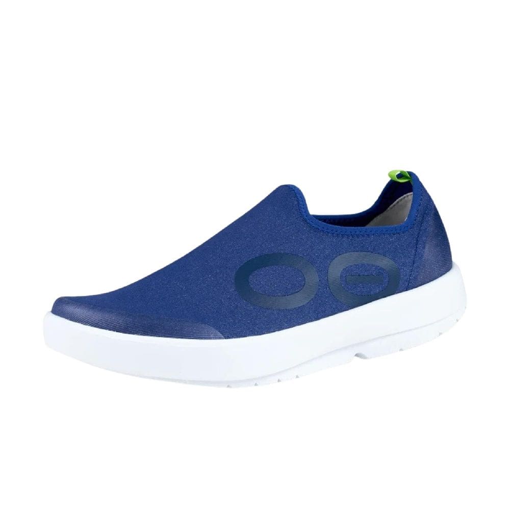 Sapato de recuperação OOFOS oOMG eeZee Low White & Navy masculino tamanho 8