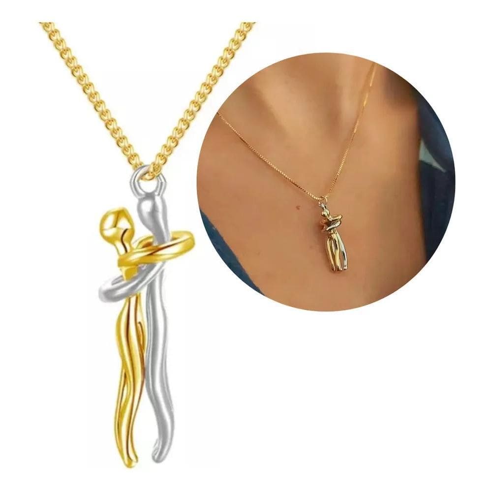 Colar Com Pingente Abraço Banhado A Ouro 18K Cor Dourado