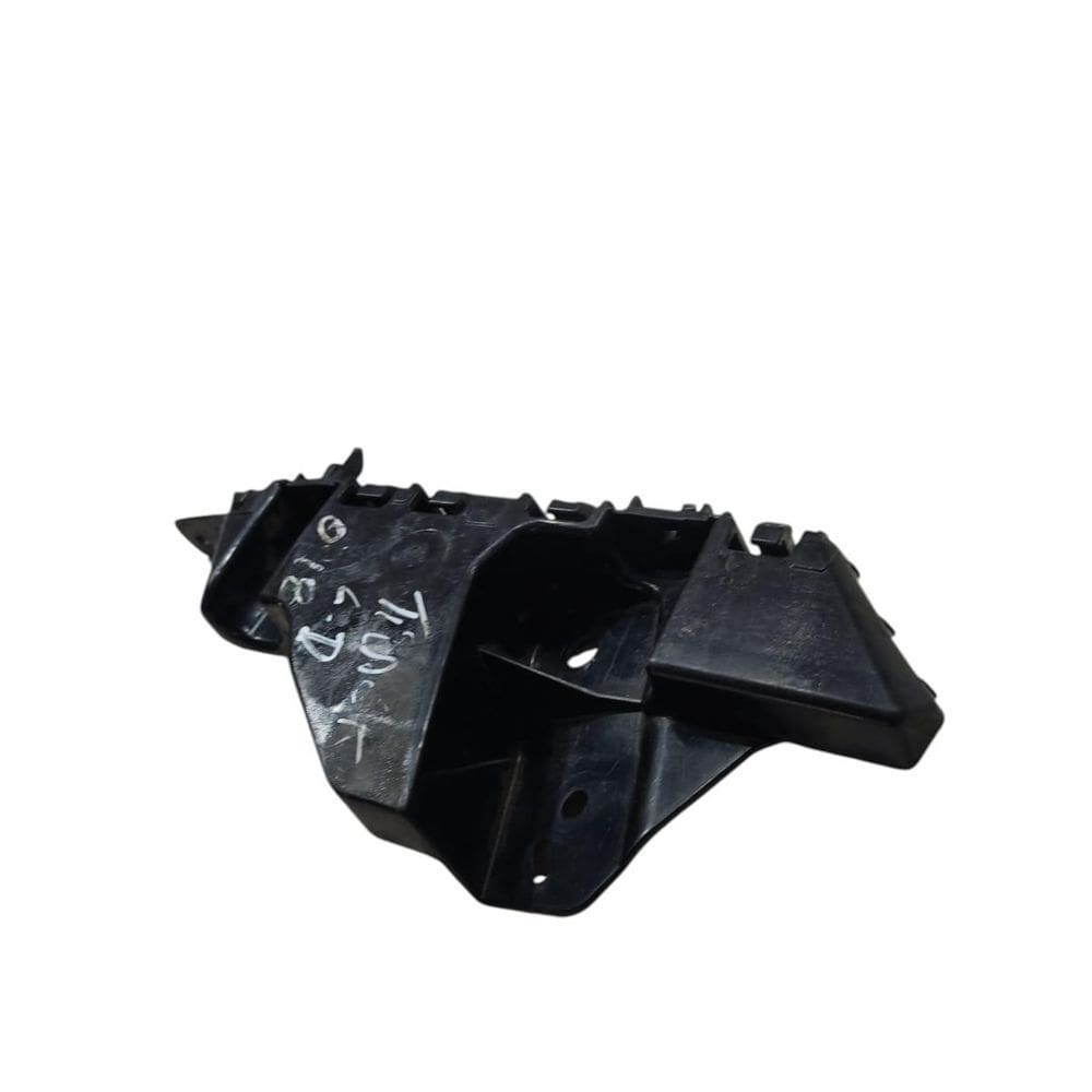 Guia Suporte Parachoque Dianteiro Direito Tracker 2018