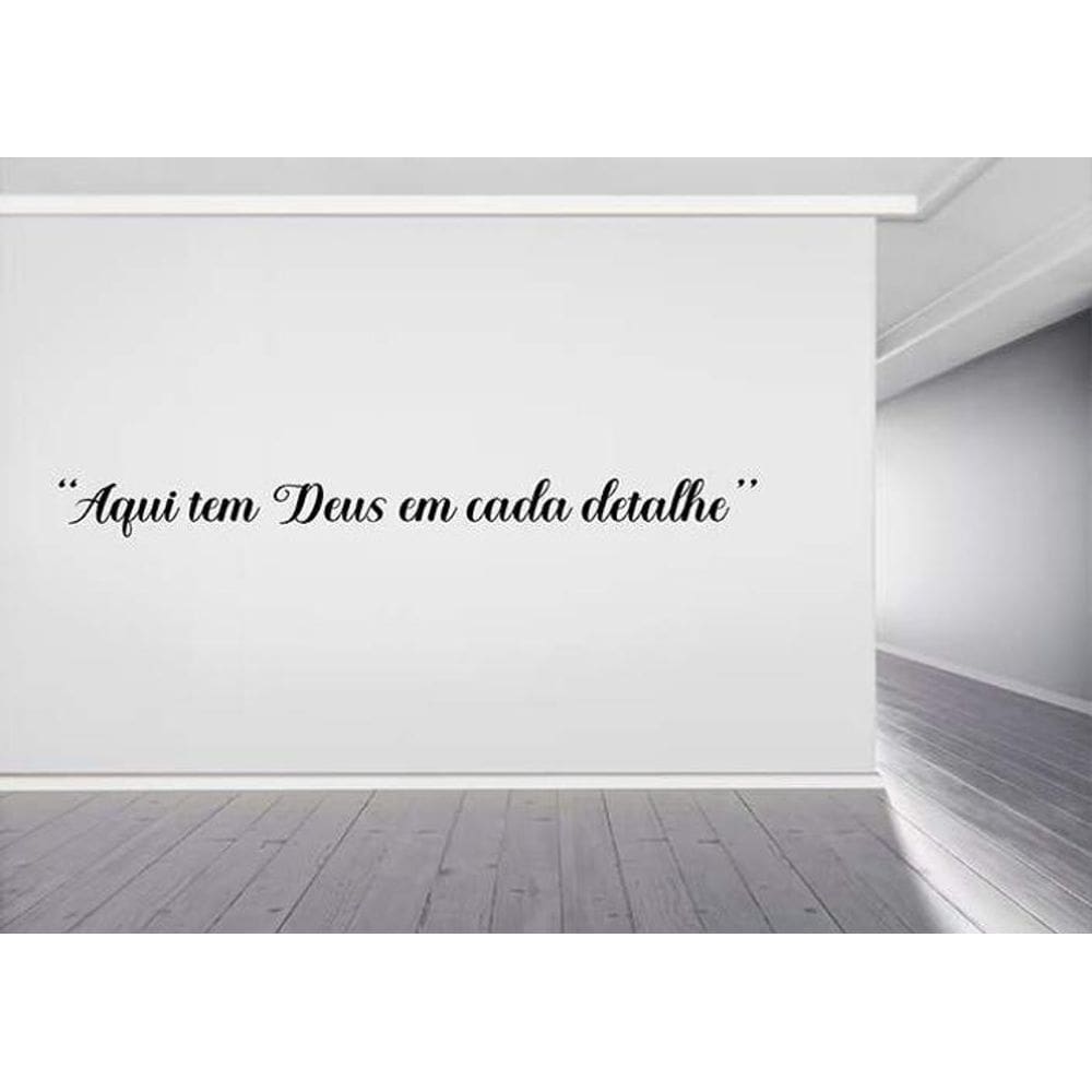 Adesivo De Parede Frase Aqui Tem Deus Mod01