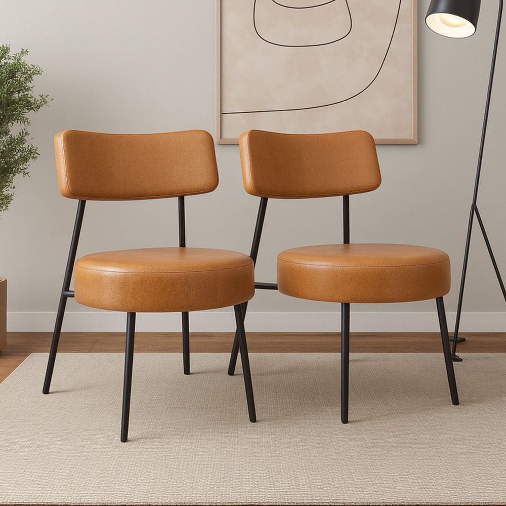 Kit 02 Poltronas Decorativas Sala de Estar Kobe Estofada com Encosto Couríssimo Whisky - Abmaza