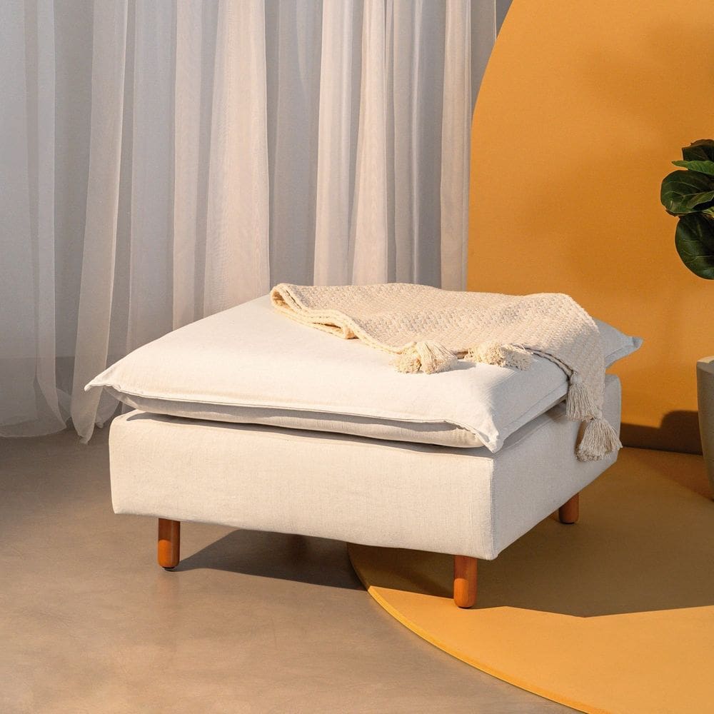 Puff Modular Com Pé Madeira Sôma CabeCasa MadeiraMadeira Linho Natural