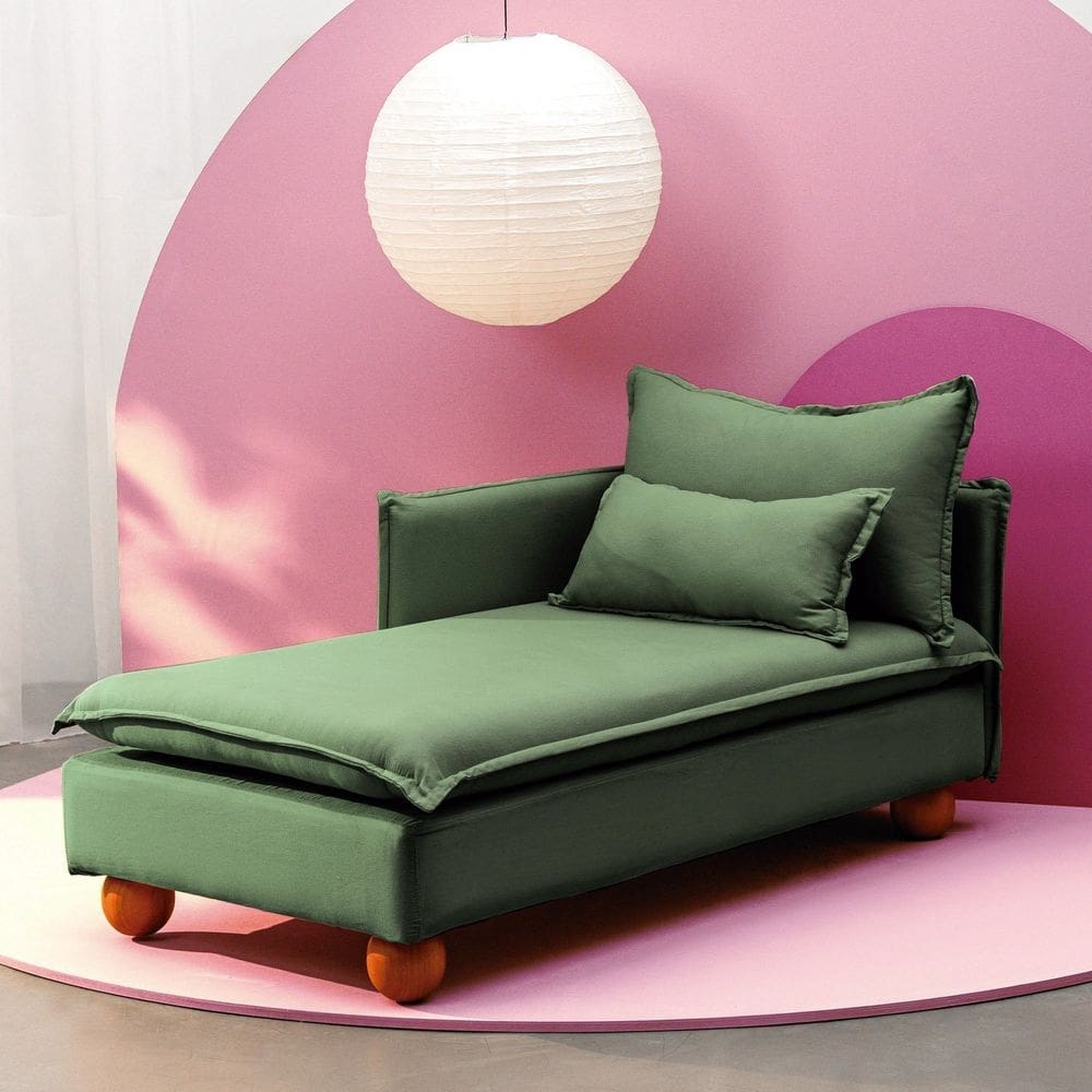 Sofá Modular Chaise Braço Lateral com Pé Bolinha Sôma Cabecasa Madeiramadeira Verde