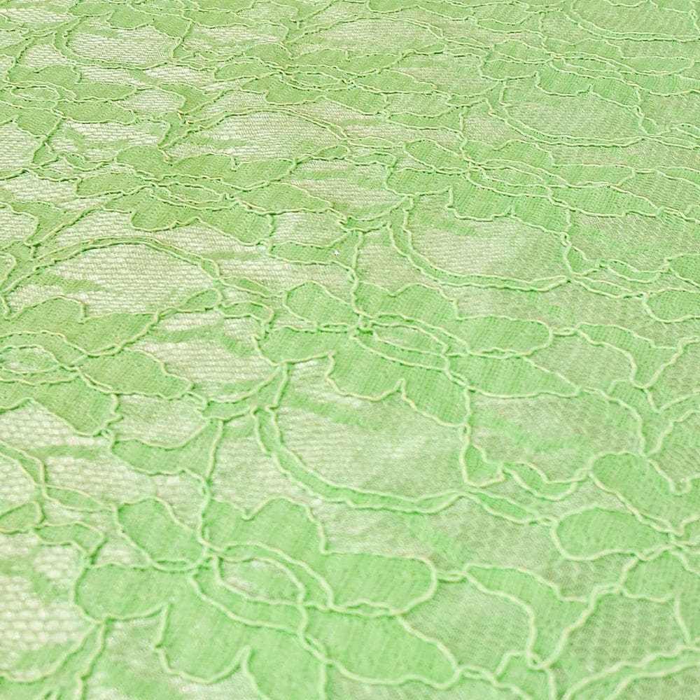 Rolo 2 Metros Renda Suiça Forrada 95% Poliéster 5% Poliamida