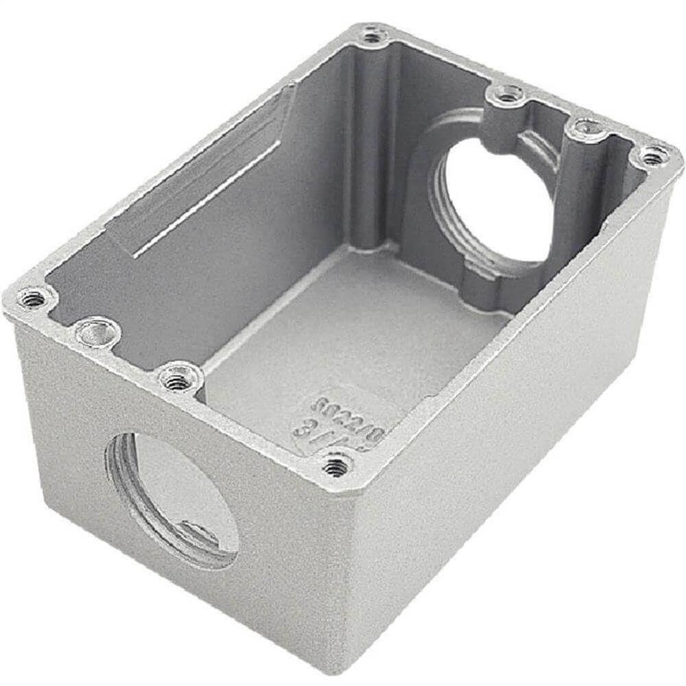Caixa Para Piso 4x2 Baixa De 1-2 Polegadas - 56120011 - Tramontina Caixa P-piso 4x2 R.1-2 Baixa 56120-011 Tramontina