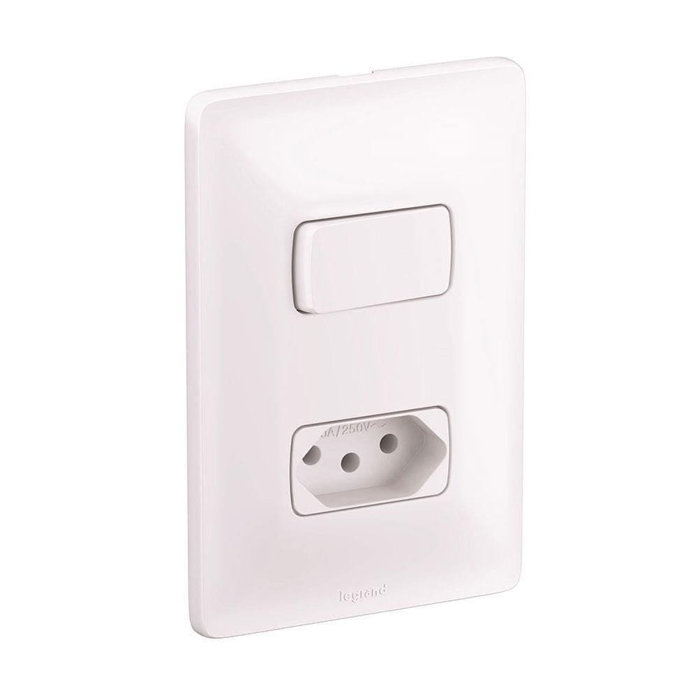 Interruptor Simples + Tomada 2p + T 10a 250 Volts 4x2 Zeffia - 680112 - Pial Inter.simples+tomada 2p+t 10a 250v 4x2