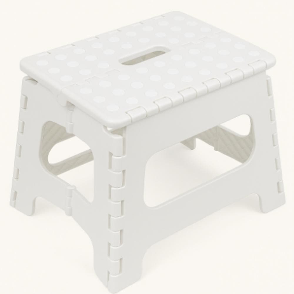 Banqueta Dobravel 130kg Banco Portatil Cadeira Multiuso Banquinho Resistente Infantil Adulto Branco