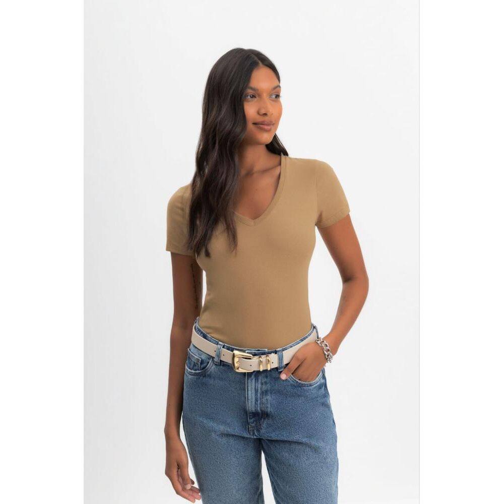 Blusa gola V feminina em malha Essendi Blusa feminina em meia malha Essendi