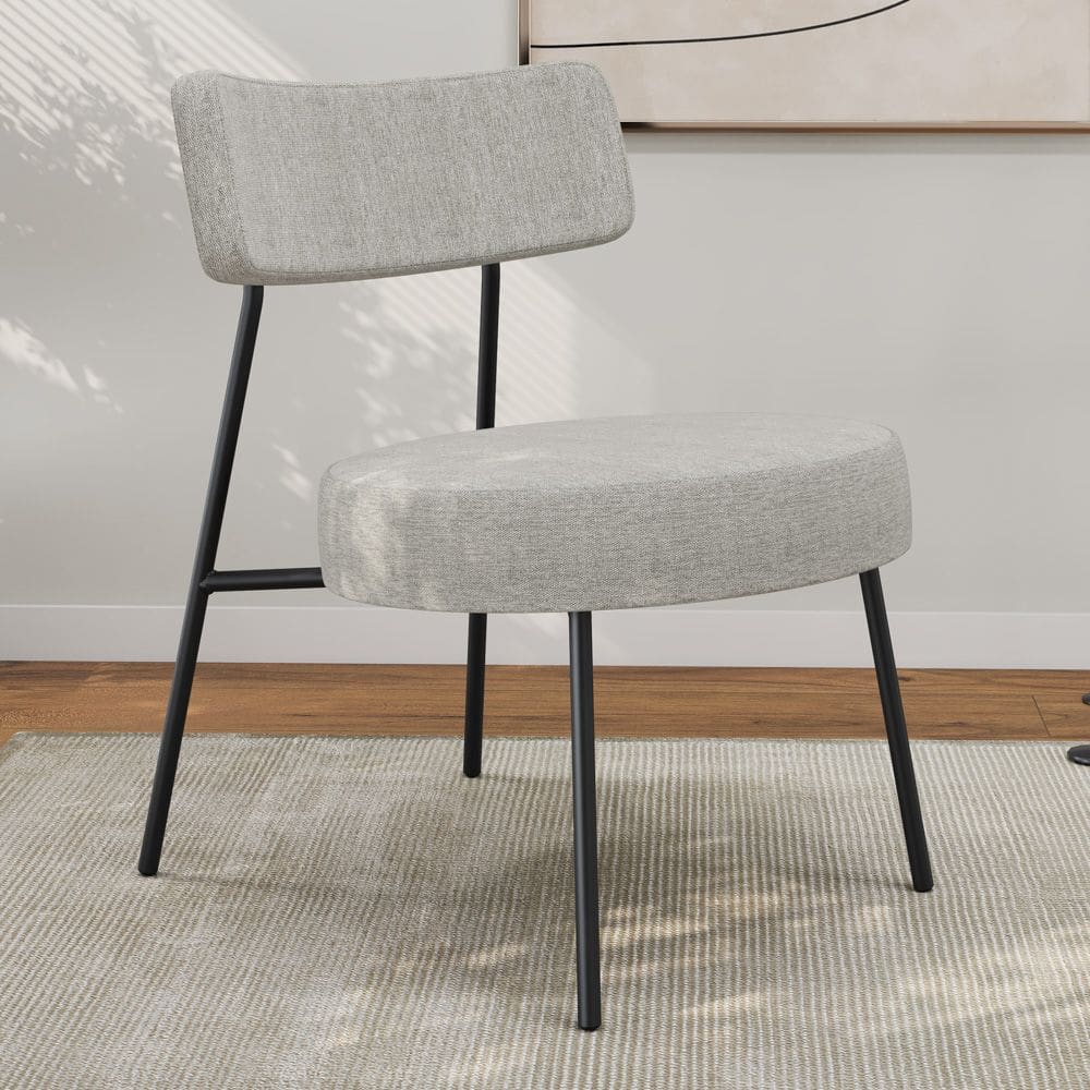 Poltrona Decorativa Sala de Estar Kobe Estofada com Encosto Linho Cinza - Abmaza