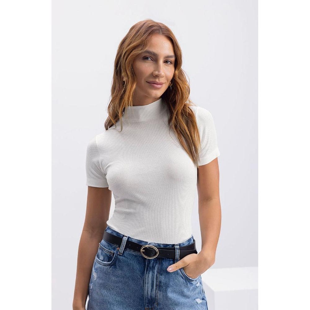 Blusa feminina canelada em viscose Essendi Blusa feminina gola alta Essendi