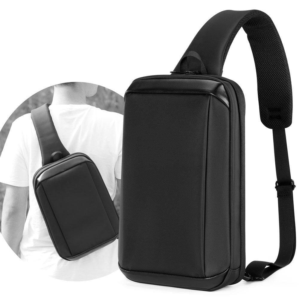 Mochila Slim Preta Transversal Com Compartimento Para Tablet E Estilo Moderno