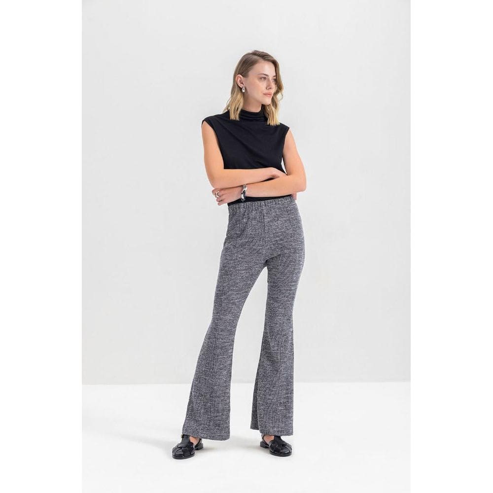 Calça feminina em ribana Essendi P