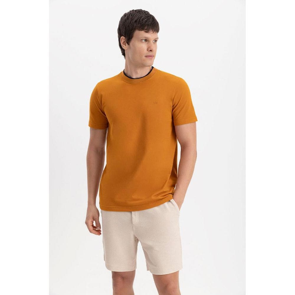 Camiseta masculina em piquet essendi